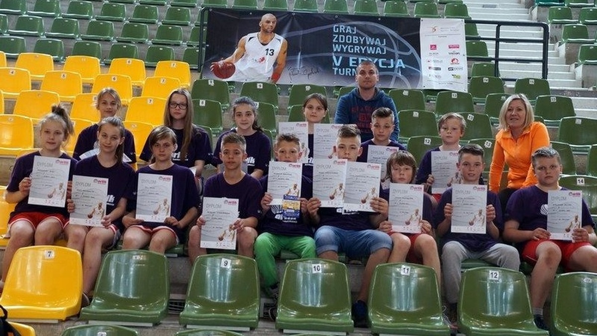 Sp1 Ostrów Wlkp Dziennik Internetowy Uczniowie SP1 w koszykarskim finale (zdjęcia) - Ostrów Mazowiecka