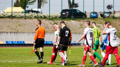 Ostrów Mazowiecka - Do ciekawej konfrontacji doszło w 11 kolejce rozgrywek A kla