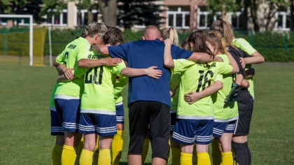 Ostrów Mazowiecka - Panie Piłkarki po długiej przerwie w końcu rozpoczynają swoj