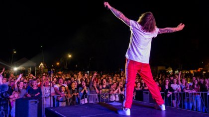 Ostrów Mazowiecka - Znany i lubiany zespół Video przywitał mieszkańców miasta w 