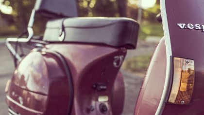 Ostrów Mazowiecka - Do zderzenia motoroweru z osobowym autem doszło w Treblince 