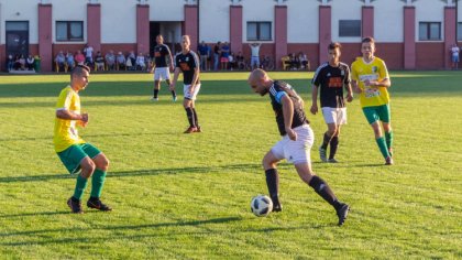 Ostrów Mazowiecka - Piłkarze Ostrovii Ostrów Mazowiecka zapisali na swoim koncie