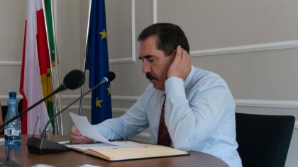 Ostrów Mazowiecka - Radni powiatu ostrowskiego ponownie zasiedli do obrad w Star