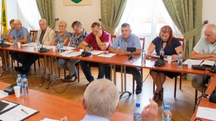 Ostrów Mazowiecka - W miniony piątek rada miasta spotkała się w sali konferencyj