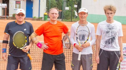 Ostrów Mazowiecka - Kacper Zalewski i Adam Styła z Zambrowa zwyciężyli w deblowy