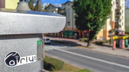 Ostrów Mazowiecka - W ostatni piątek czujnik smogu zamontowany przed naszą redak