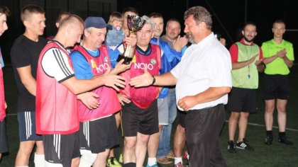 Ostrów Mazowiecka - Trzy zespoły, reprezentujące sołtysów Piotra Żacha z Ugniewa