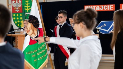 Ostrów Mazowiecka - Uczniowie ostrowskiego Liceum Ogólnokształcącego imienia Mik