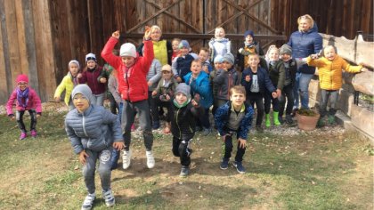 Ostrów Mazowiecka - Najmłodsi uczniowie Szkoły Podstawowej nr 1 w Ostrowi Mazowi