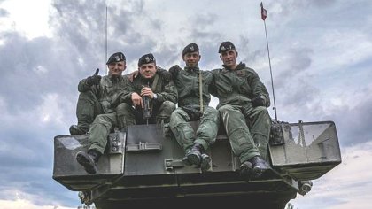 Ostrów Mazowiecka - Wojskowi z Ostrołęki, Przasnysza i Ciechanowa pod przewodnic