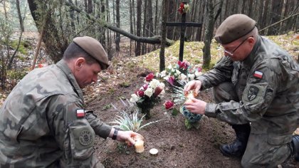 Ostrów Mazowiecka - Z okazji nadchodzącego dnia Wszystkich Świętych, wojska obro