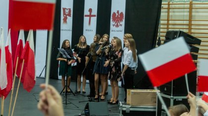 Ostrów Mazowiecka - Uczniowie Szkoły Podstawowej nr 1 przygotowali spektakl 