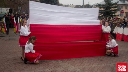 Ostrów Mazowiecka - Po uroczystej mszy w kościele pod wezwaniem Najświętszej Mar
