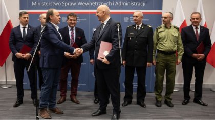 Ostrów Mazowiecka - Minister Joachim Brudziński i przedstawiciele strony społecz