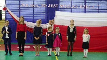 Ostrów Mazowiecka - W Szkole Podstawowej nr 2 w Ostrowi Mazowieckiej 9 listopada