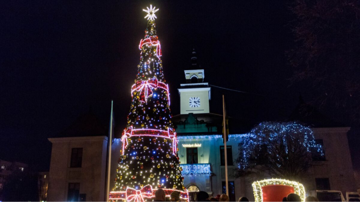 Ostrów Mazowiecka zapala się na Święta Ostrów Mazowiecka