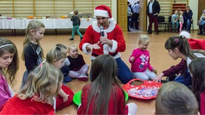 Ostrów Mazowiecka - Aż 62 paczki trafiły w ręce dzieci objętych pieczą zastępczą