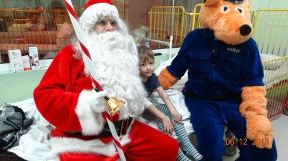 Ostrów Mazowiecka - Wizyta św. Mikołaja i ostrowskiego Liska w dniu 6 grudnia na