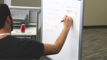 Ostrów Mazowiecka - Śladem policjantów oraz pracowników sądów na masowe zwolnien