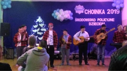 Ostrów Mazowiecka - Siedemnasty raz zorganizowano spotkanie choinkowe dla dzieci