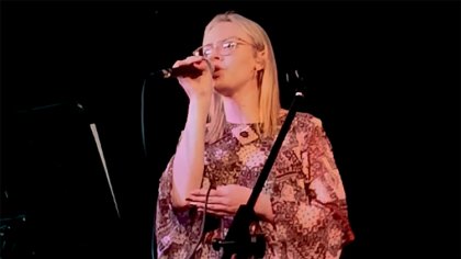 Ostrów Mazowiecka - Tegoroczna maturzystka Zespołu Szkół nr 1 w Ostrowi Mazowiec