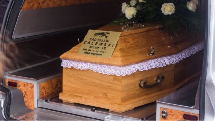 Ostrów Mazowiecka - Kilkaset osób pożegnało w ostatniej drodze Radosława Zalewsk