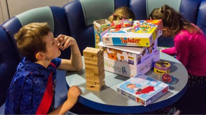 Ostrów Mazowiecka - Dzieci przebywające na półkoloniach w Miejskim Ośrodku Sport