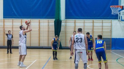 Ostrów Mazowiecka - W piątej kolejce 2 ligi mężczyzn ostrowski zespół koszykarzy