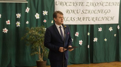 Ostrów Mazowiecka - Uczniowie klas maturalnych z Zespołu Szkół nr 1 w Ostrowi Ma