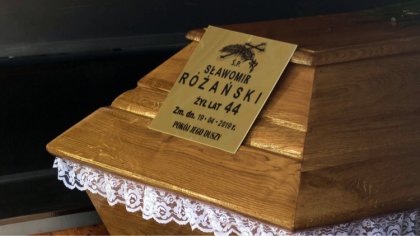 Ostrów Mazowiecka - Rodzina i bliscy pożegnali dziś śp. Sławomira Różańskiego. N