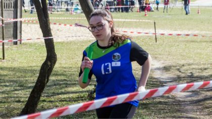 Ostrów Mazowiecka - Dziewczęta i chłopcy rywalizowali wokół ostrowskiego stawu m