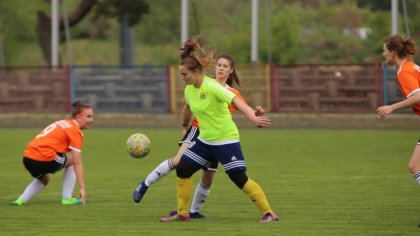 Ostrów Mazowiecka - Piłkarki Ostrovii Ostrów Mazowiecka w spotkaniu 14 kolejki I