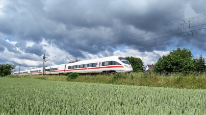 Ostrów Mazowiecka - Ponad 100 tys. użytkowników pobrało Portal Pasażera, aplikac