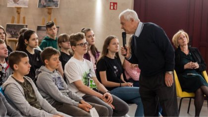 Ostrów Mazowiecka - Andrzej Wojakiewicz opowiedział młodzieży o swojej historii.