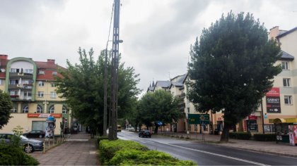 Ostrów Mazowiecka - Polska pozostaje w obszarze obniżonego ciśnienia związanego 