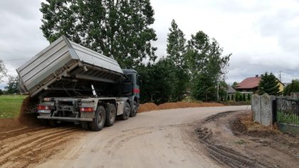 Ostrów Mazowiecka - Prowadzone są prace przy odbudowie drogi powiatowej nr 2601W
