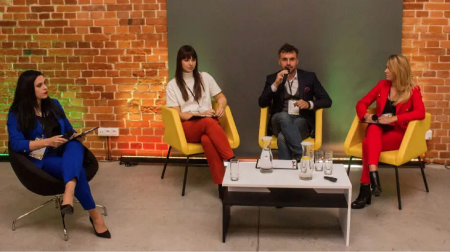 W ostrowskich Jatkach odbyła się konferencja poświęcona kierunkom rozwoju oferty kulturalnej i edukacji kulturowej wśród społeczności. W wy