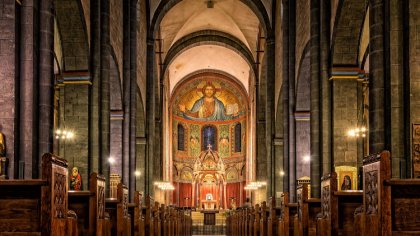 Ostrów Mazowiecka - Kardynał Stefan Wyszyński, pochodzący z Zuzeli (gm. Nur, pow