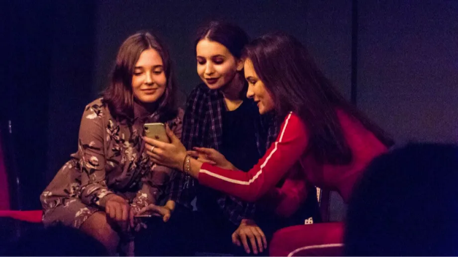 W nowej, tymczasowej, siedzibie teatru Scena Kotłownia przy ul. Prusa 72 w Ostrowi Mazowieckiej odbyła się premiera spektaklu pt. "Dom Bernardy 