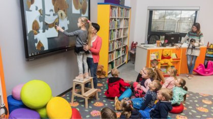 Ostrów Mazowiecka - W tymczasowym lokum ostrowskiej książnicy, w starej elektrow