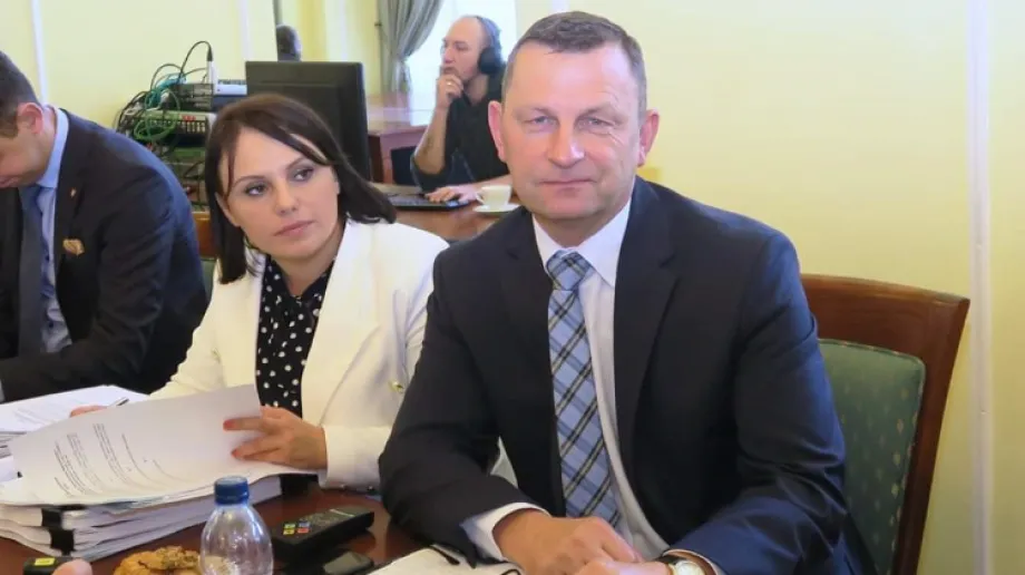 Po rocznej przerwie Krzysztof Winiarski z Ostrowi Mazowieckiej wrócił do samorządu województwa mazowieckiego. Wczoraj ostrowianin złożył śl