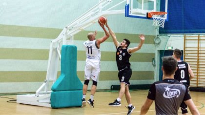 Ostrów Mazowiecka - W meczu osiemnastej kolejki Sokół przegrał w stolicy kraju z