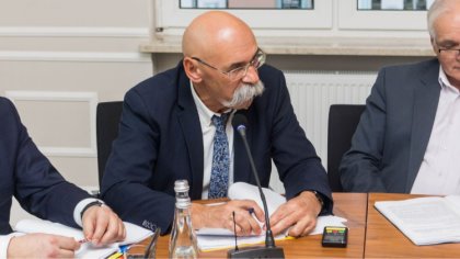 Ostrów Mazowiecka - Na zakończenie kadencji radni zobowiązani są do złożenia ośw