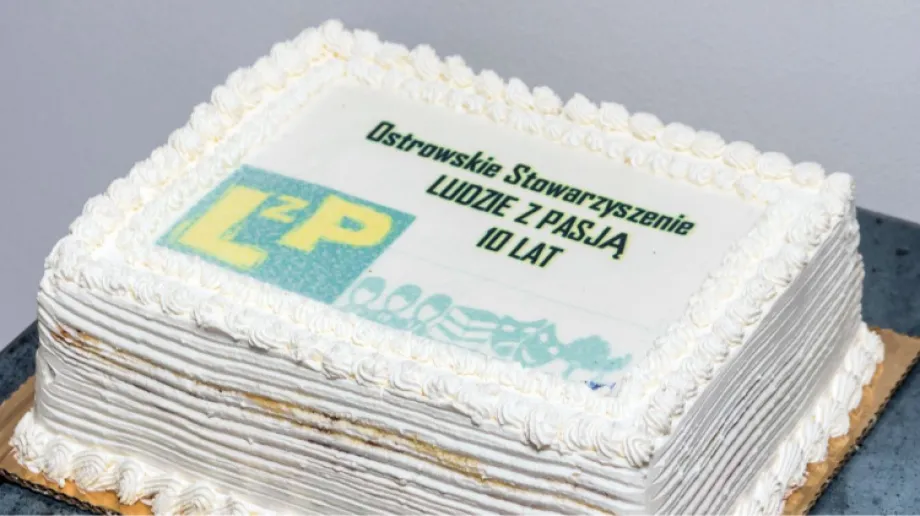 W budynku starej elektrowni odbyło się spotkanie "Ludzi z pasją". Podczas wydarzenia świętowano 10 urodziny stowarzyszenia oraz spotkanie Klub