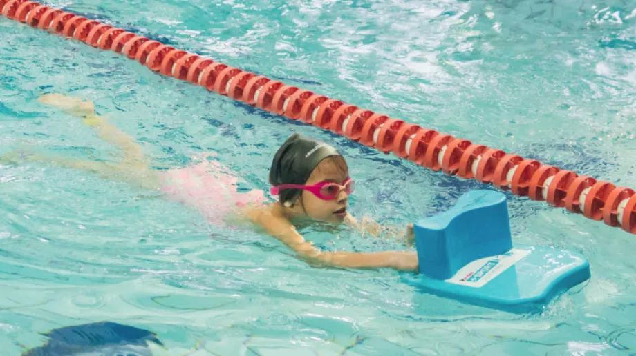 W pływalni Miejskiego Ośrodka Sportu i Rekreacji w Ostrowi Mazowieckiej odbył się Ostrowski Festiwal Pływacki Swim &amp; Joy. W wydarzeniu wzi