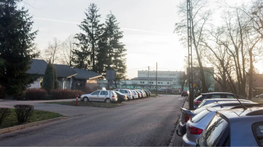 W piątek będzie pochmurno, ale z przejaśnieniami. W naszym regionie przelotnie popada deszcz ze śniegiem. Temperatura w Ostrowi Mazowieckiej wy