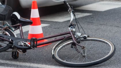 Ostrów Mazowiecka - Do potrącenia rowerzystki doszło dziś na ulicy Dubois w Ostr