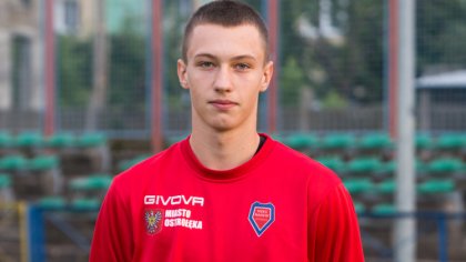 Ostrów Mazowiecka - Kacper Stepnowski to jeden z piłkarzy młodego pokolenia w os