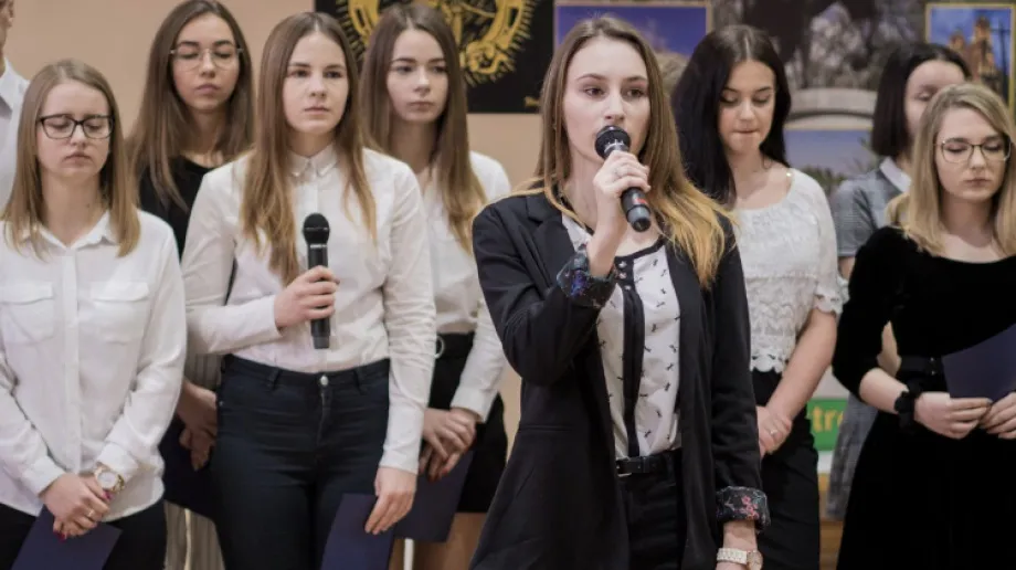 Zespół Szkół nr 2 w Ostrowi Mazowieckiej, w czwartek 23 stycznia, obchodził święto patrona szkoły - Powstańców Styczniowych. Dzień wcze?