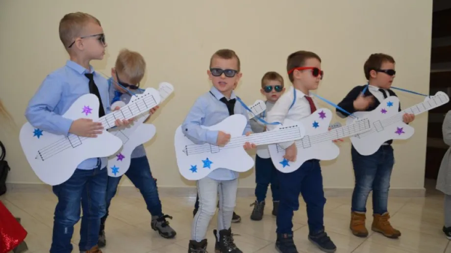 W małkińskim Klubie Seniora odbyły się uroczyste obchody Dnia Babci i Dziadka. Nie zabrakło występu artystycznego przedszkolaków oraz życze